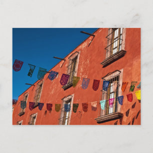 Cartão Postal México, San Miguel de Allende. Bandeiras coloridas