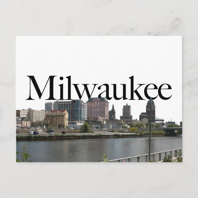 Cartão Postal Milwaukee WI Skyline com Milwaukee no céu (Frente)