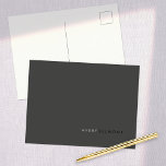 Cartão Postal Mínimo Negro Simples e Moderno Profissional<br><div class="desc">Limpe o design mínimo com fundo preto sólido.</div>