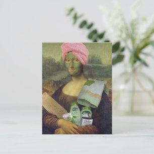 Cartão Postal Mona Lisa engraçada fazendo o Skincare Leonardo da