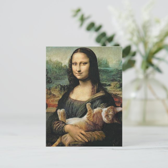 Cartão Postal Mona Lisa segurando seu gato Leonardo da Vinci (Em pé/Frente)