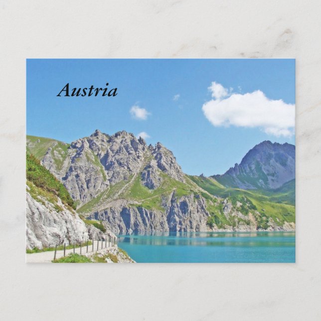 Cartão Postal Montanhas austríacas em Vorarlberg no Verão (Frente)