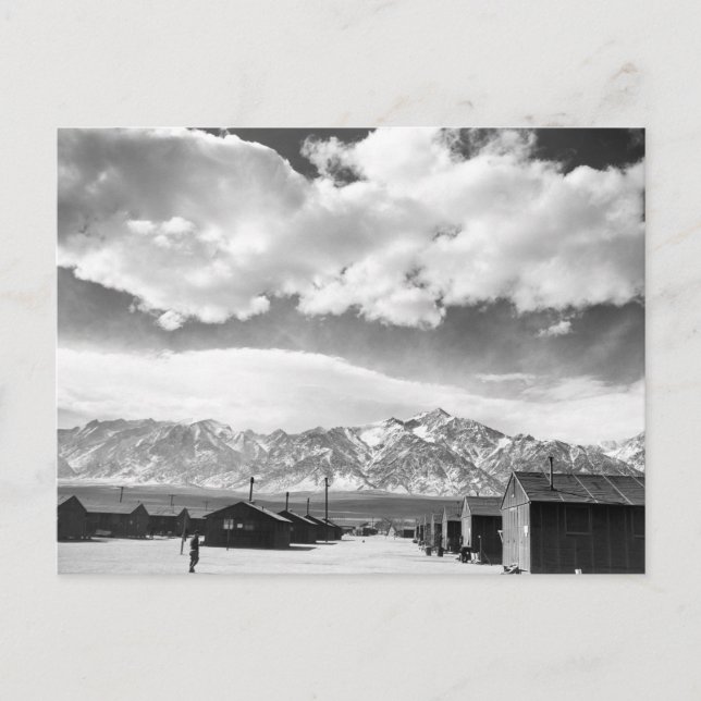 Cartão Postal Montanhas em Manzanar, 1943 (Frente)