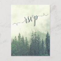 Montanhas Foggy Green Pine Forest RSVP