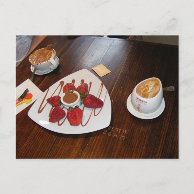 Cartão Postal Morangos, café e chocolate. (Frente)