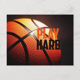 Cartão Postal Motivação de basquete - jogue duro por storeman