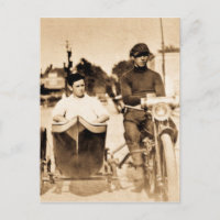 Motocicleta do vintage e velha escola do carro