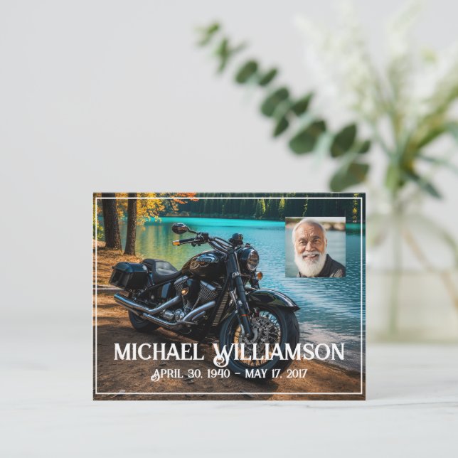 Cartão Postal Motociclo Próximo à Celebração da Vida da Água (Em pé/Frente)