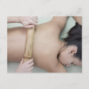 Cartão Postal Mulher a receber tratamento spa
