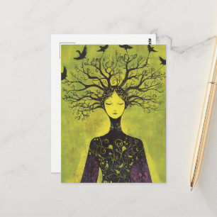 Cartão Postal Mulher bonita em roxo da Floresta e pássaros