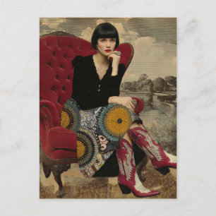 Cartão Postal Mulher dos Anos 1920 em Saia Colorida de Mandala e