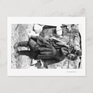 Cartão Postal Mulher esquimó e criança no Alasca em fotografia