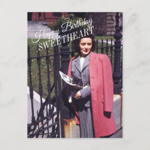 Cartão Postal Mulher Fora do Médio