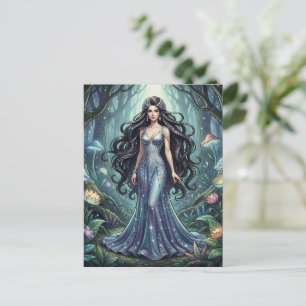 Cartão Postal Mulher majestosa com vestido prateado