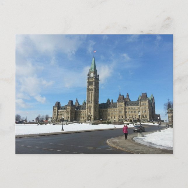 Cartão Postal Mulher no parlamento canadiano em Ottawa (Frente)