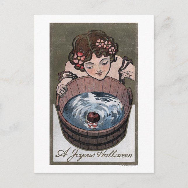 Cartão Postal Mulher olhando para o barril de madeira (Frente)