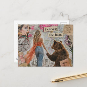 Cartão Postal Mulher Que Escolhe O Urso colagem de mídia mista