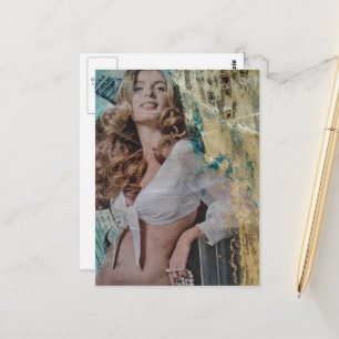 Cartão Postal Mulher retrô bonita com pérolas Colagem de mídia m