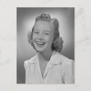 Cartão Postal Mulher sorrindo