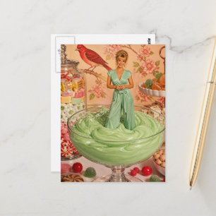 Cartão Postal Mulher Surrealista e Doces