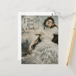 Cartão Postal Mulher Vintage em um Vestido de Garfos Citação Eng