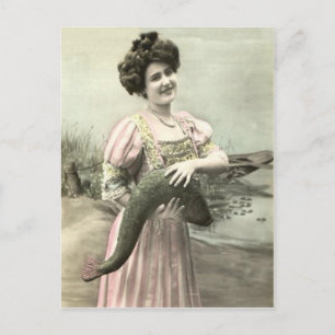 Cartão Postal Mulher Vitoriana Peixe Lagoa Peixe de Abril