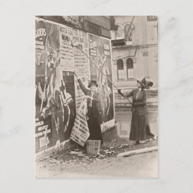 Cartão Postal Mulheres Sofrem Campanha (Frente)