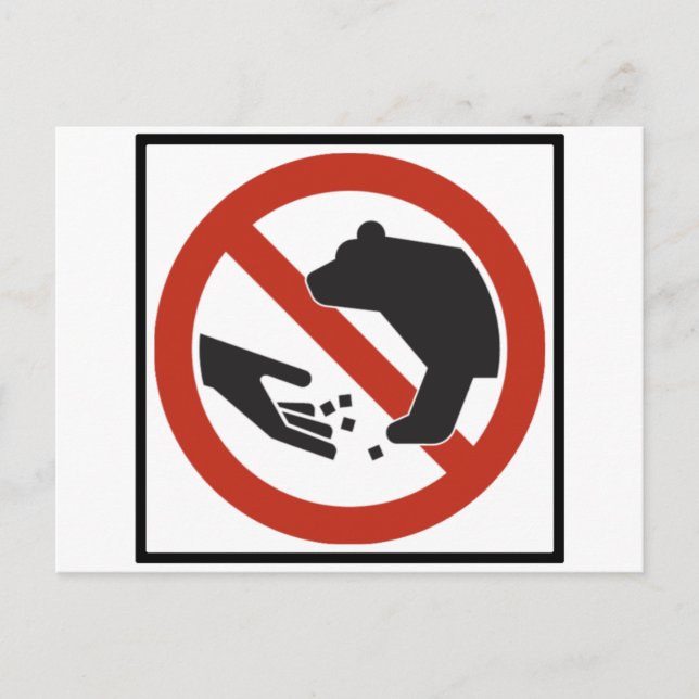 Cartão Postal Não Alimente o sinal de estrada dos ursos (Frente)