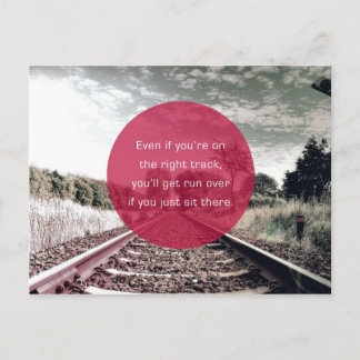 Cartão Postal Não se sente no lugar | Citação Motivacional