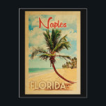 Cartão Postal Nápoles Florida Postcard Palm Tree Beach Vintage<br><div class="desc">Design de Nápoles,  na Flórida,  em estilo Viagens vintage,  apresentando uma palmeira na praia com oceano e céu.</div>