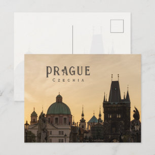 Cartão Postal Nascer do sol na Cidade Velha de Praga, foto de vi