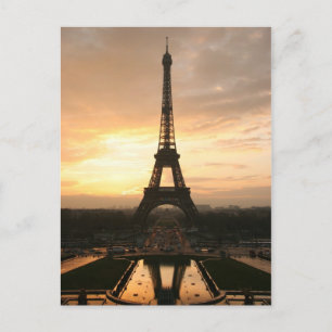 Cartão Postal nascer do sol na torre eiffel