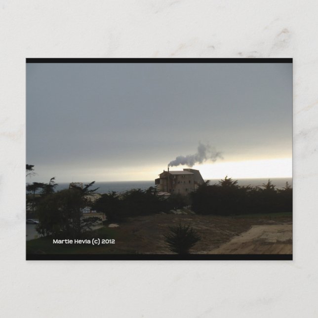 Cartão Postal Nevoeiro costeiro e fumaça | Cartão-postal Blue Be (Frente)