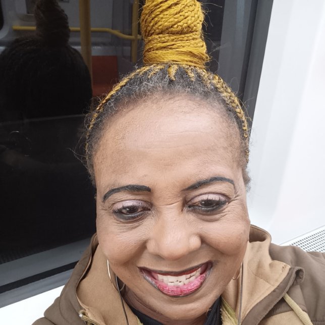 Cartão postal - Nigéria (MOJISOLA ADEOLA GBADAMOSI )