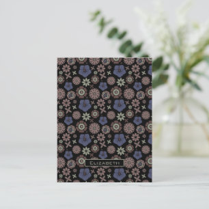 Cartão Postal Nome personalizado de padrão uniforme floral de po
