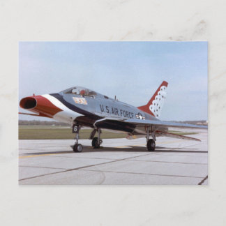 Cartão Postal NORTH AMERICAN F-100D Super Saber USAF THunderBIRD