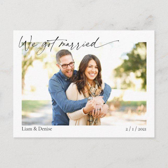 Cartão Postal Nós Casamos Com O Anúncio De Casamento De Script E (Frente)