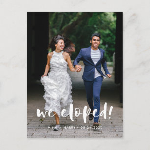 Cartão Postal Nós fugimos da foto de casamento do roteiro moder