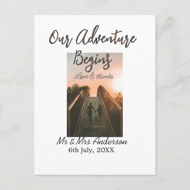 Cartão Postal Nossa aventura começa foto de casal amor & gratidã (Frente)