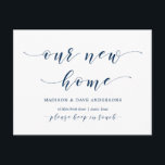 Cartão Postal Nosso Novo Endereço Doméstico, Anúncio em Moviment<br><div class="desc">Esta moderna design nova casa rustica,  anúncio em movimento,  mudança de postais de endereço (nossa nova casa). É a maneira perfeita de anunciar aos seus amigos e familiares que se mudaram. (Fonte azul Marinho)#TeeshaDerrick</div>