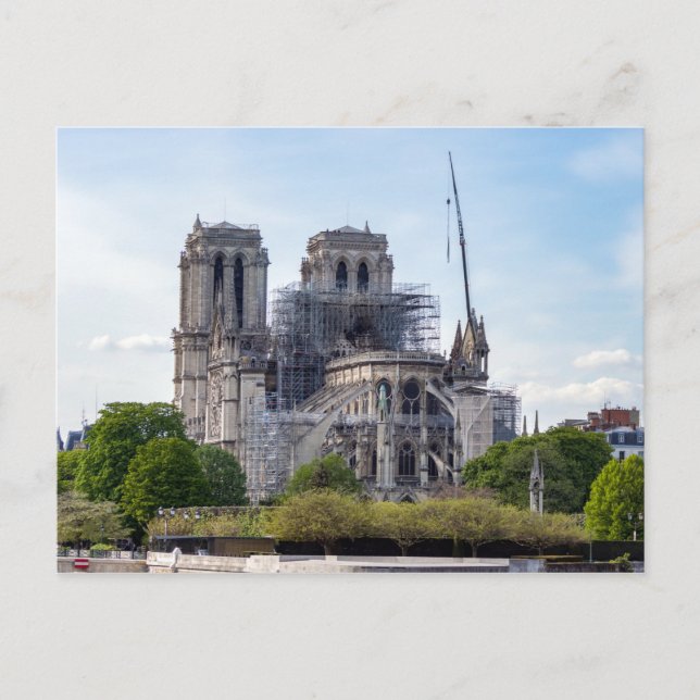 Cartão Postal Notre Dame de Paris, o dia após o incêndio em 2019 (Frente)