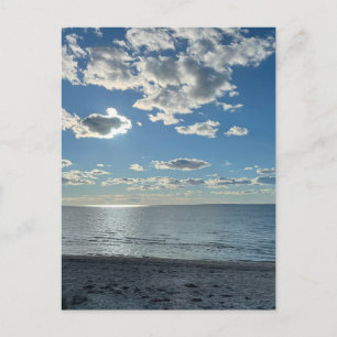 Cartão Postal Nuvens Céu Azul Nublado Praia Vazia