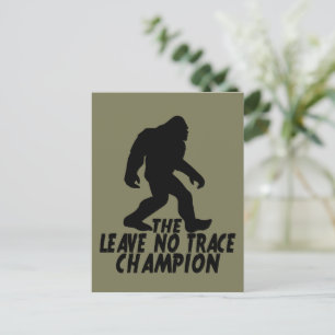 Cartão Postal O Campeão do Leave No Trace Bigfoot Engraçado