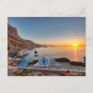 Cartão Postal O nascer do sol da famosa Agia Anna em Amorgos