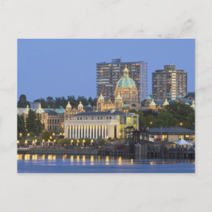 Cartão Postal O Parlamento em Buliding se acendeu no interior