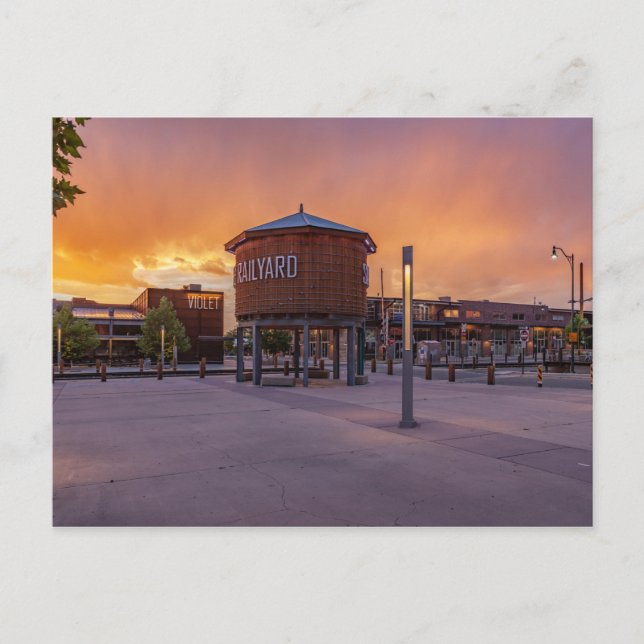 Cartão Postal O pátio de ferro em Papais noeis Fe, Novo México (Frente)