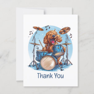Cartão Postal Obrigado Goldendoodle Tocando Tambores