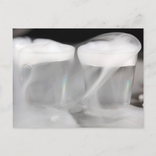 Cartão Postal Óculos com água e gelo seco