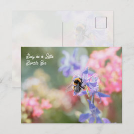 Cartão Postal "Ocupada como uma Abelhinha" Flores em Pastel Suav