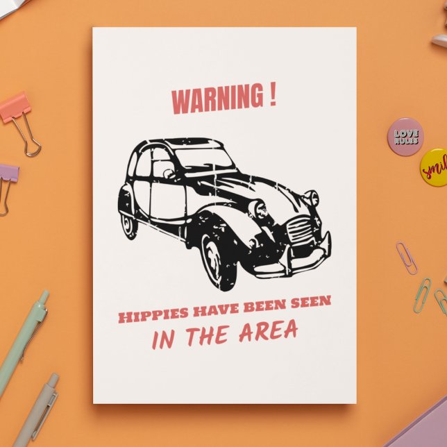 Cartão Postal Oldtimer 2cv Ente Hippie Warnung (2CV Postcard in White with a Red Text and Black Deux Chevaux Illustration)